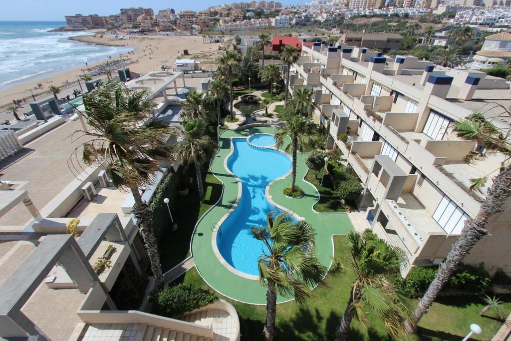 Breathtaking Apartment Torrevieja Exterior foto